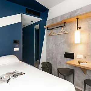 Ibis Budget Centrum Dampoort Otel