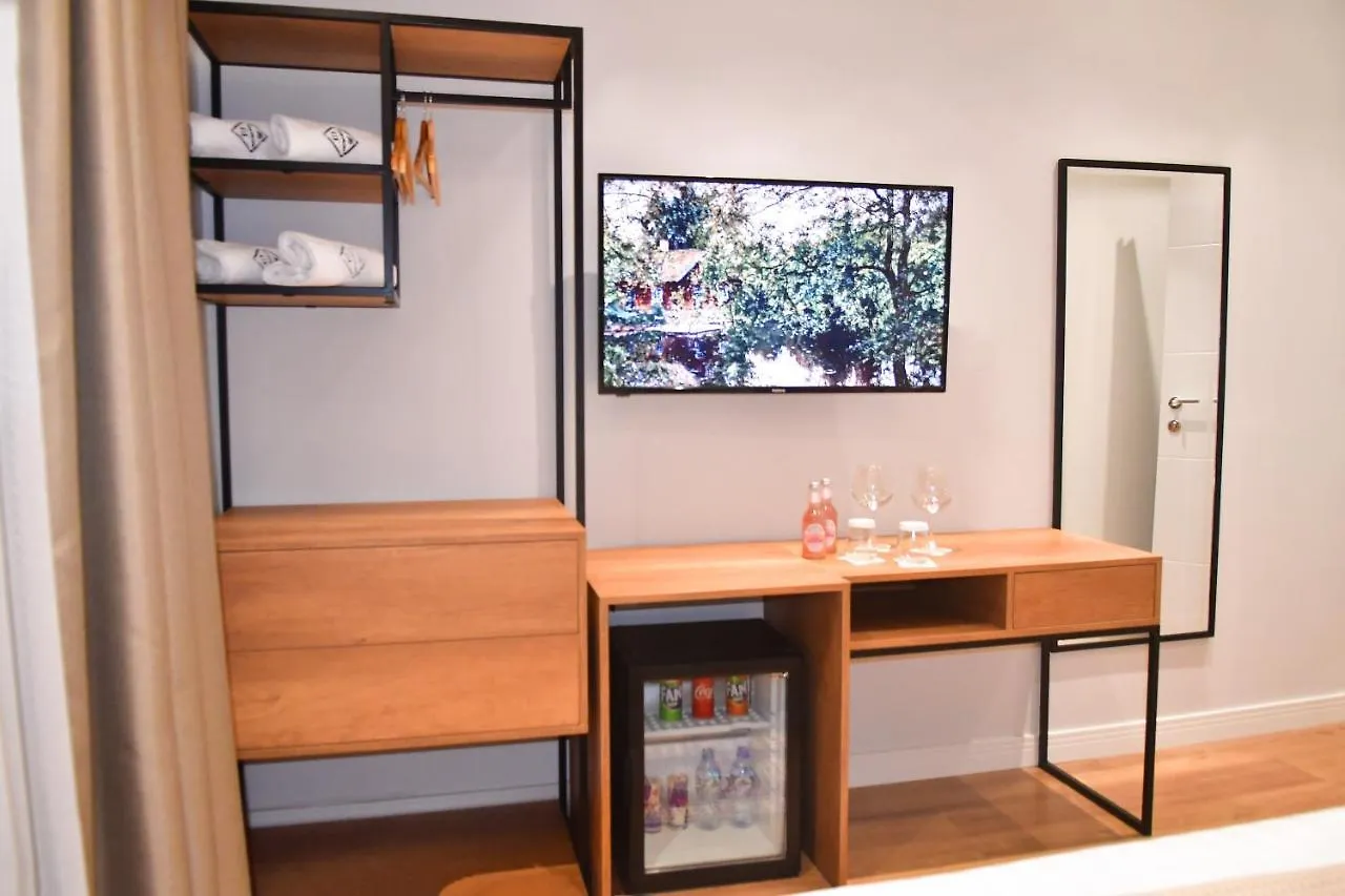 313 Villa City Center Tiran 4*,